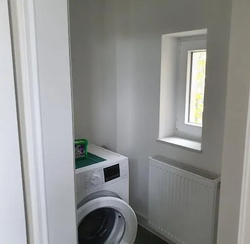 Apartment Eg Weststadt 4 *